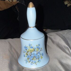 Vintage Blue with Flowers Bell!!!